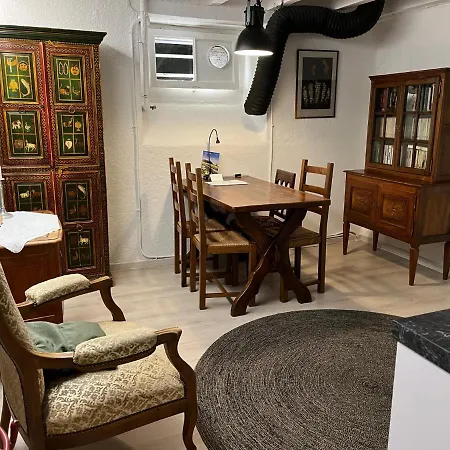 Les Cypres Apartment